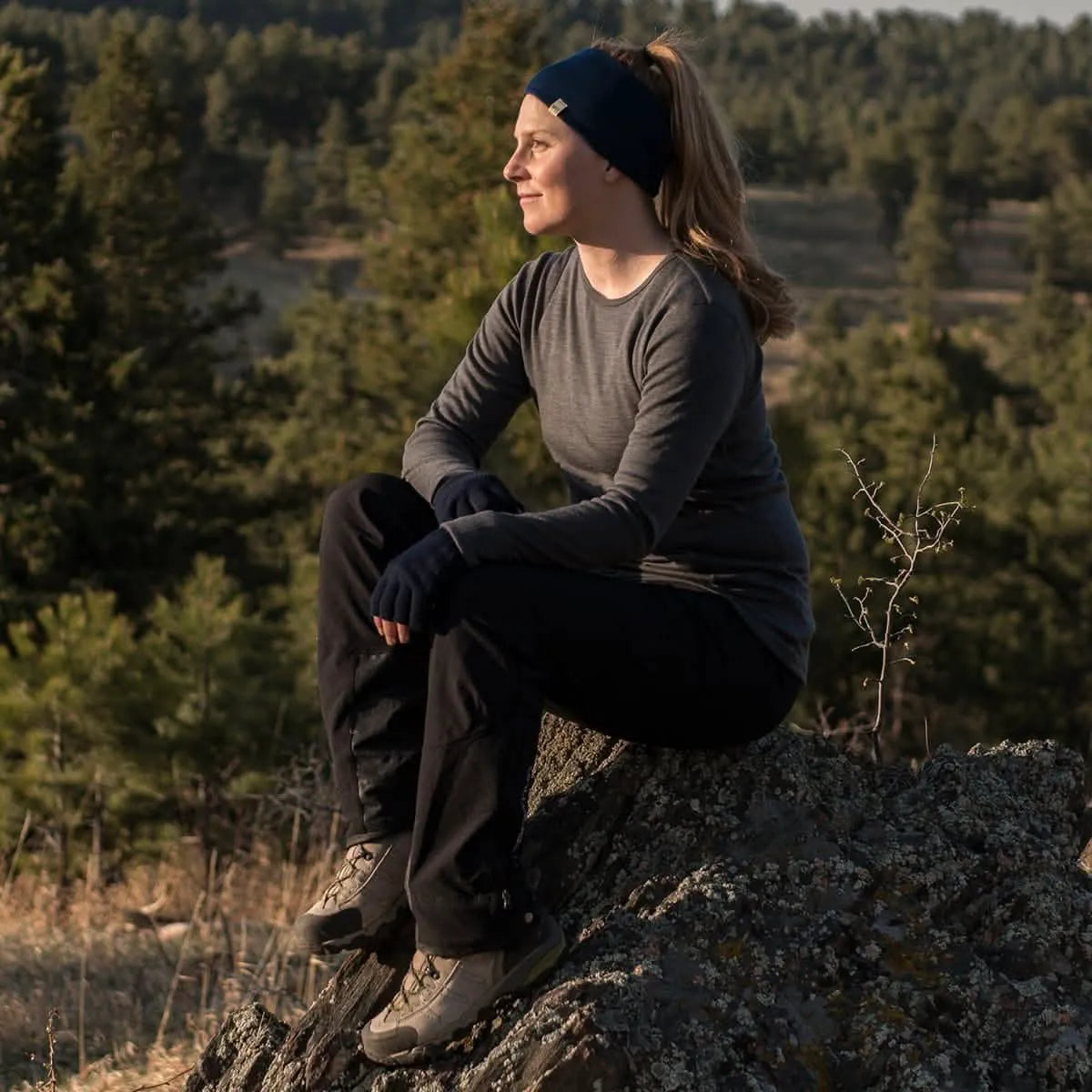 Women's Lightweight Merino Wool Crew Neck Top
