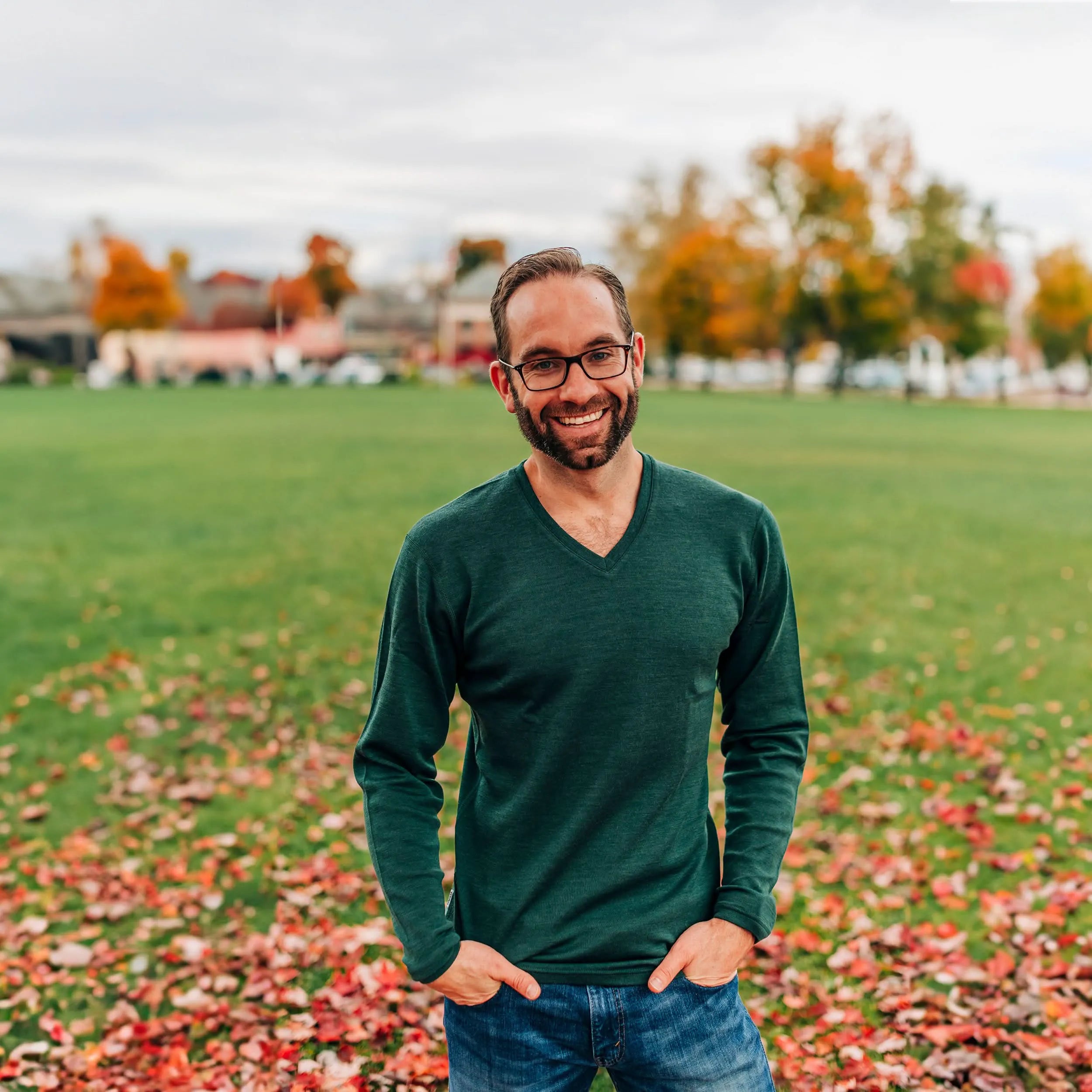 Men's Midweight Merino Wool V-Neck Sweater | 100% Merino Wool